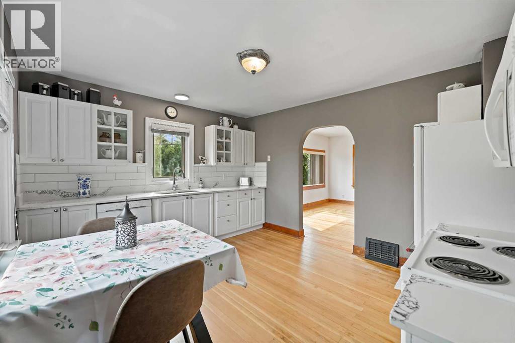 283242 Township Road 260