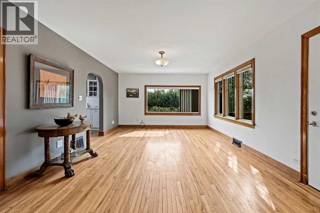 283242 Township Road 260