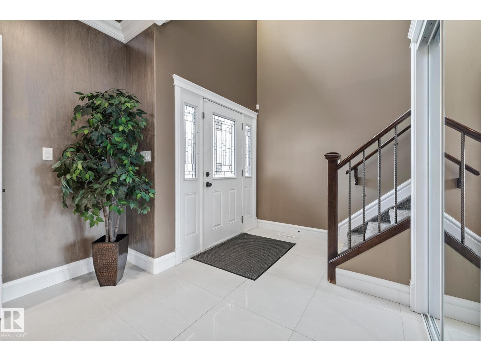 1552 CUNNINGHAM CAPE CA SW