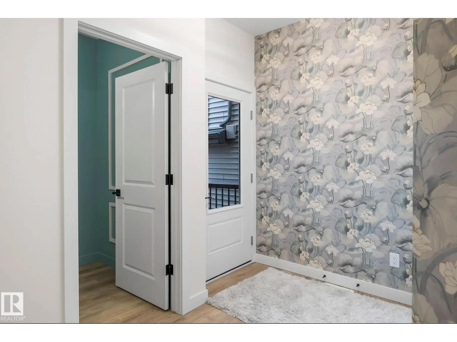 280 Lodge Pole PL