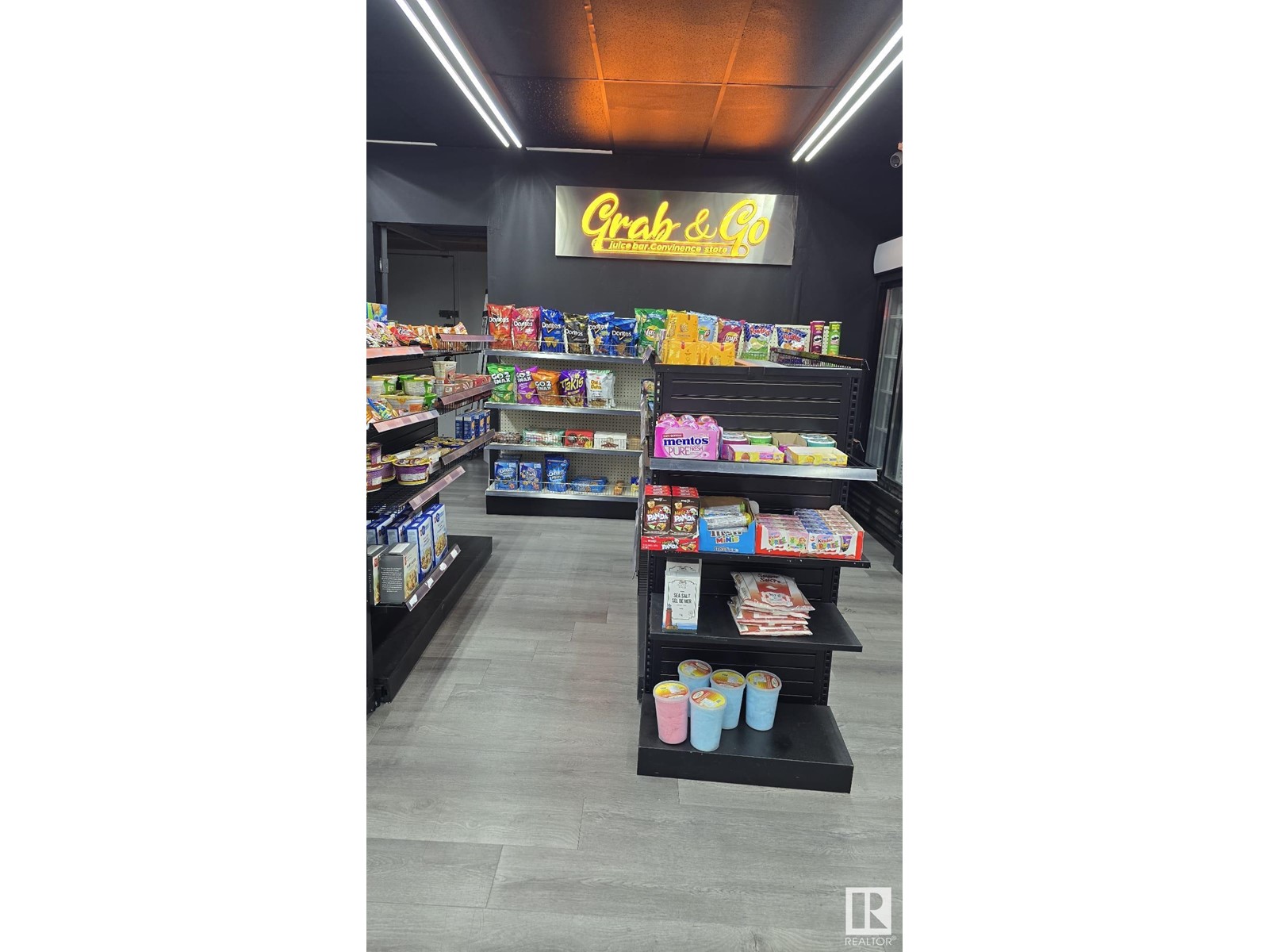 11204 102 AV NW NW