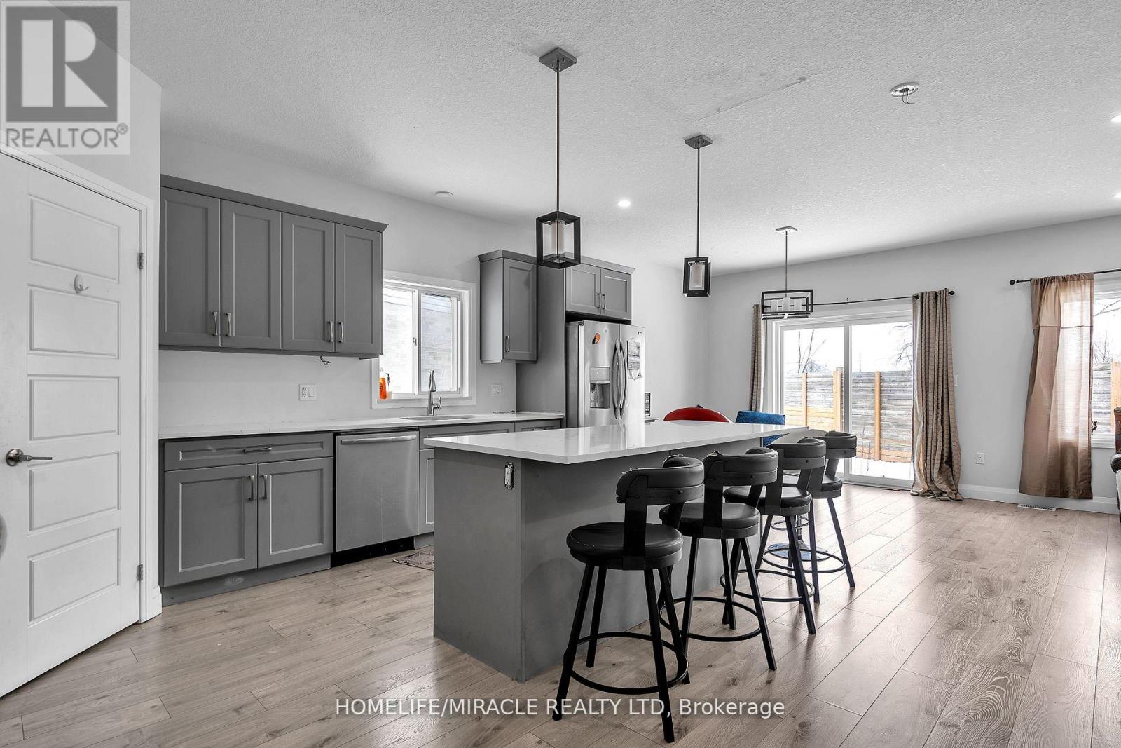 121 MARCONI COURT