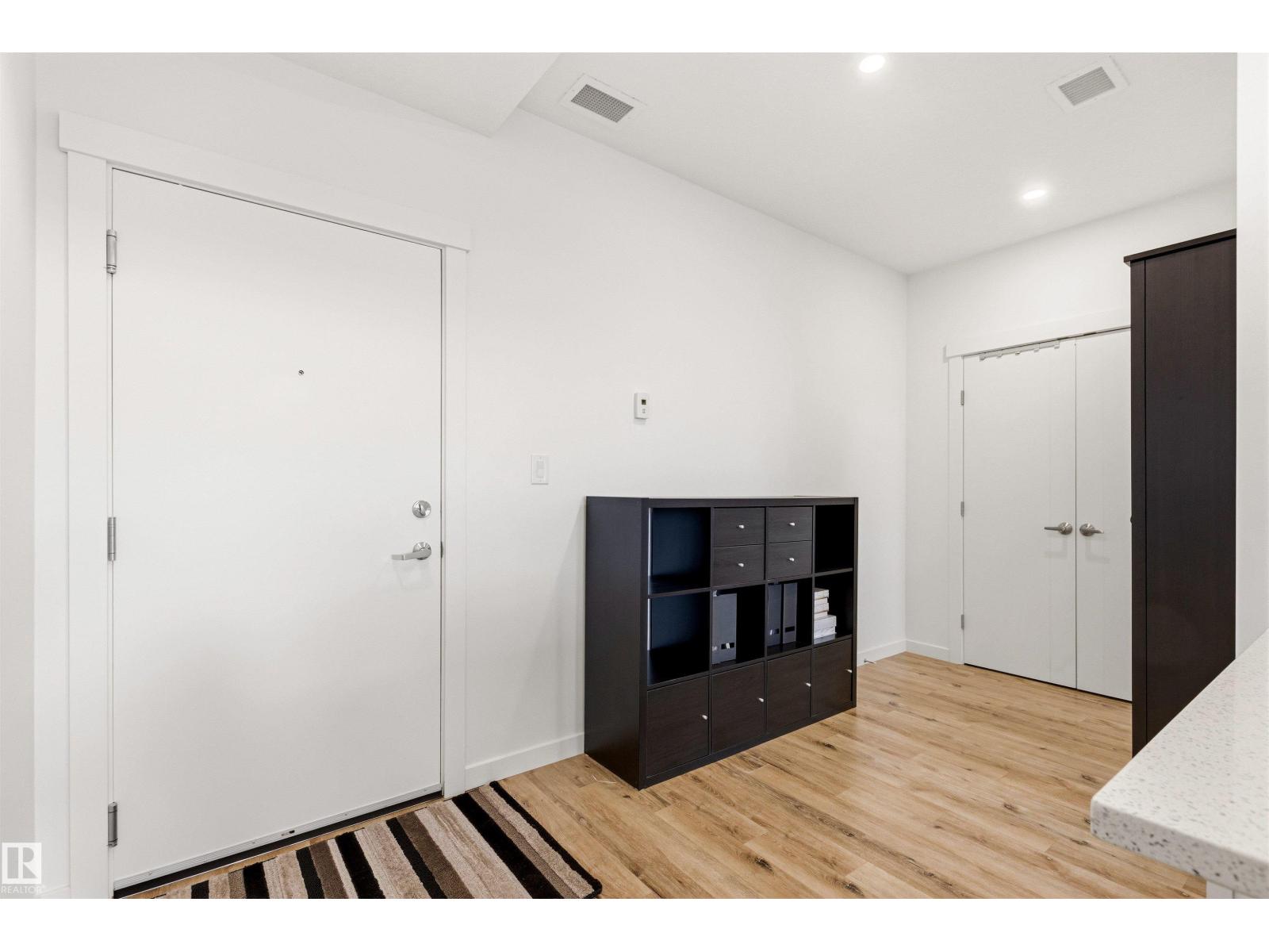 #413 11503 76 AV NW