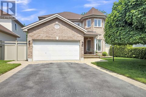 13 SIROCCO CRESCENT Ottawa ON K2S1Z7