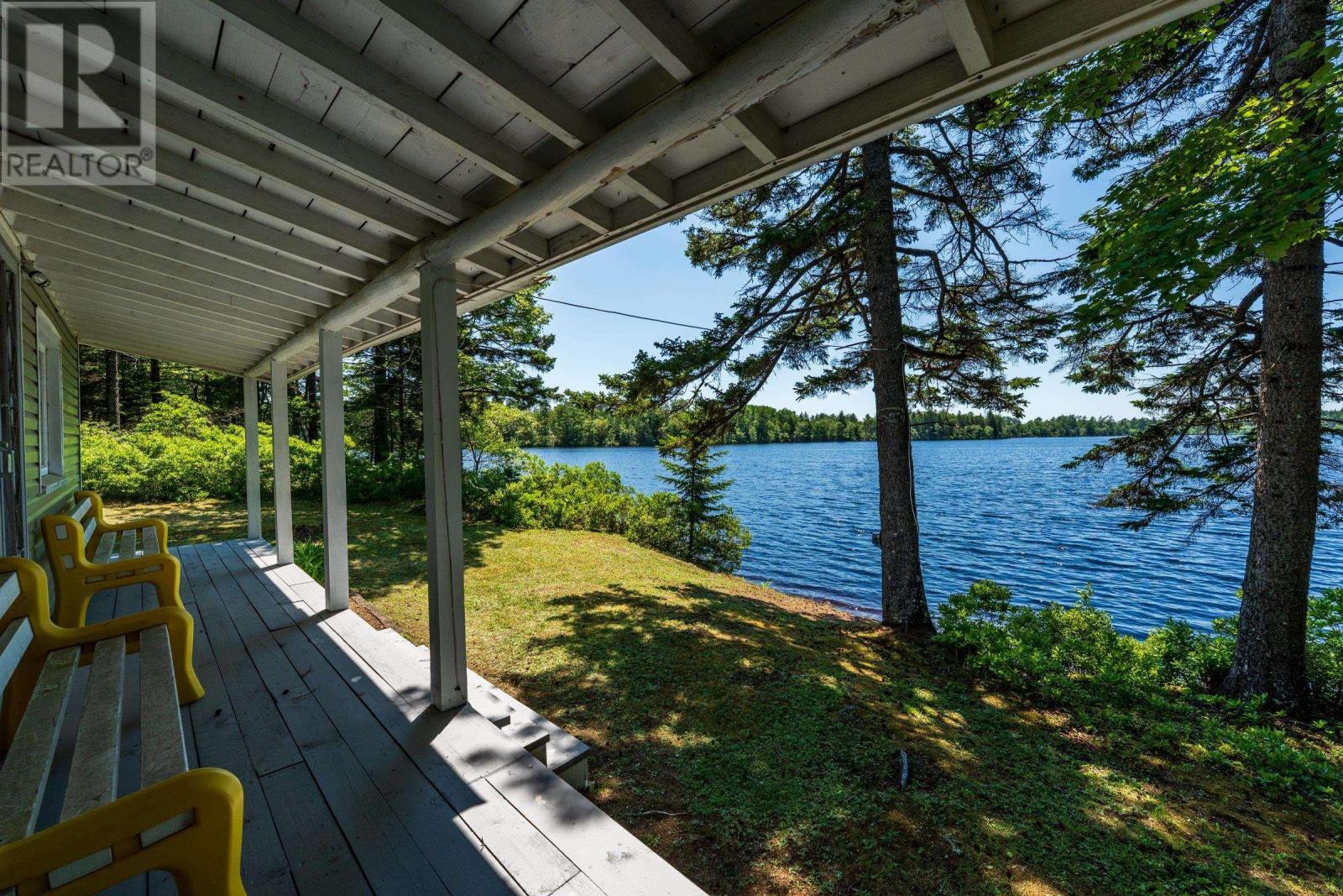 39 Boarsback Lake Road