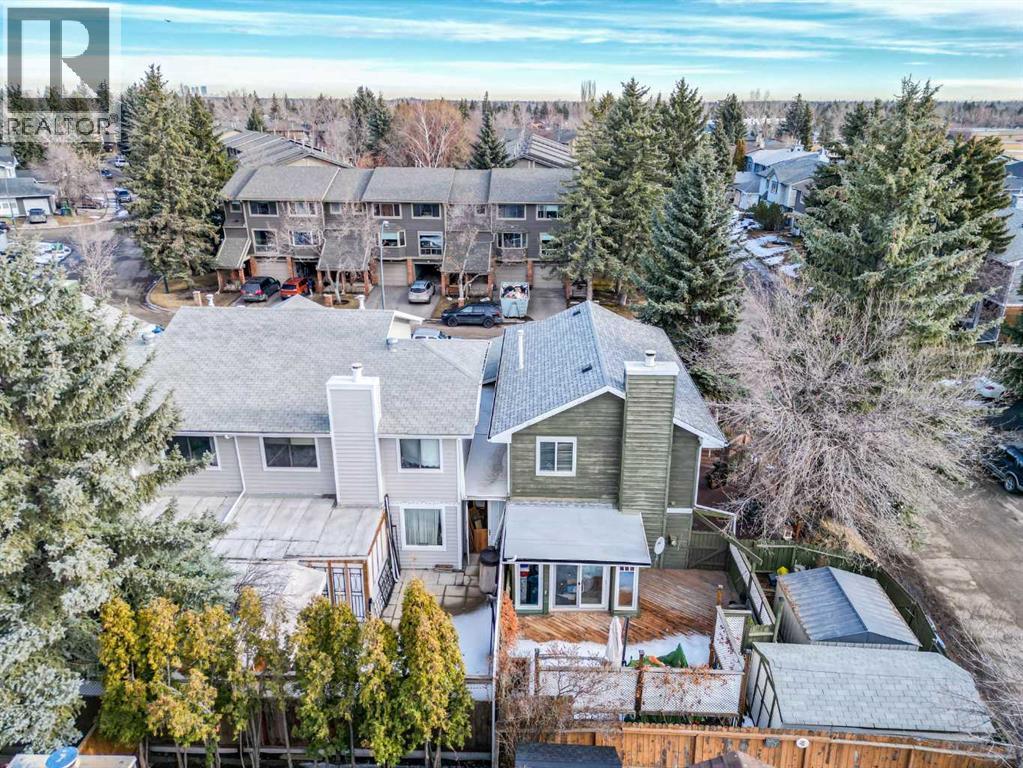 320 Midpark Gardens SE