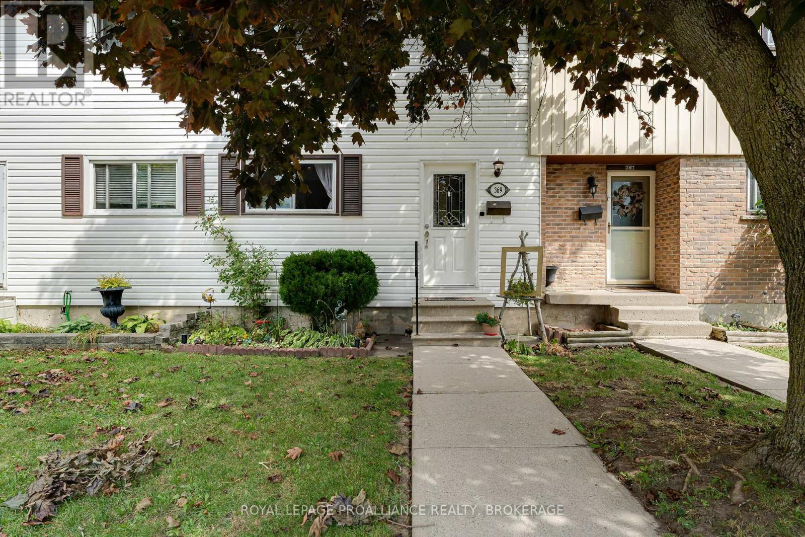 369 WILLIAM STREET N