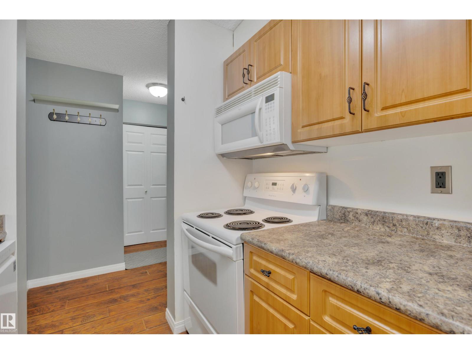 #126 4210 139 AV NW