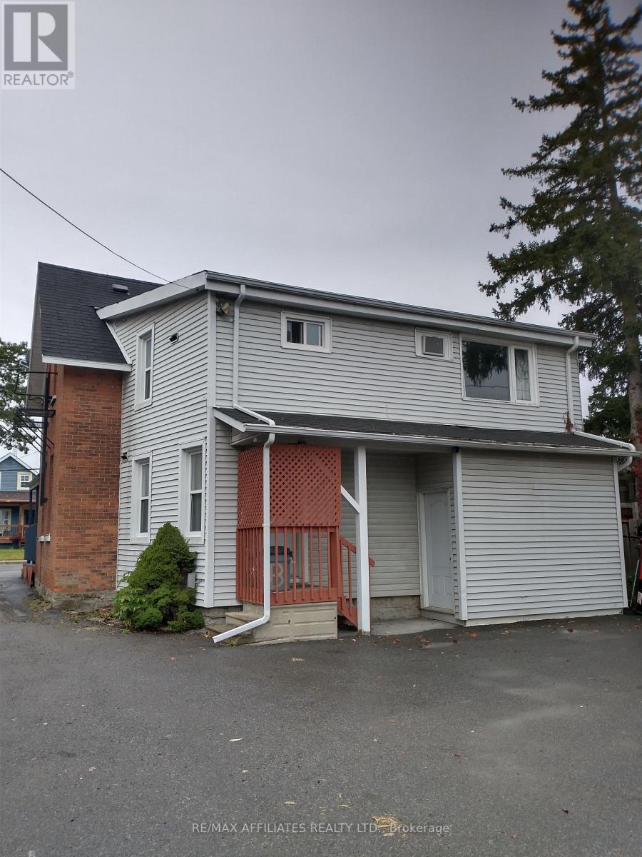 71 MCGONIGAL STREET W