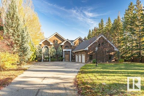 220 GRANDISLE POINT NW Edmonton AB T6M2P1