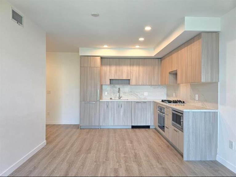 509 13350 CENTRAL AVENUE