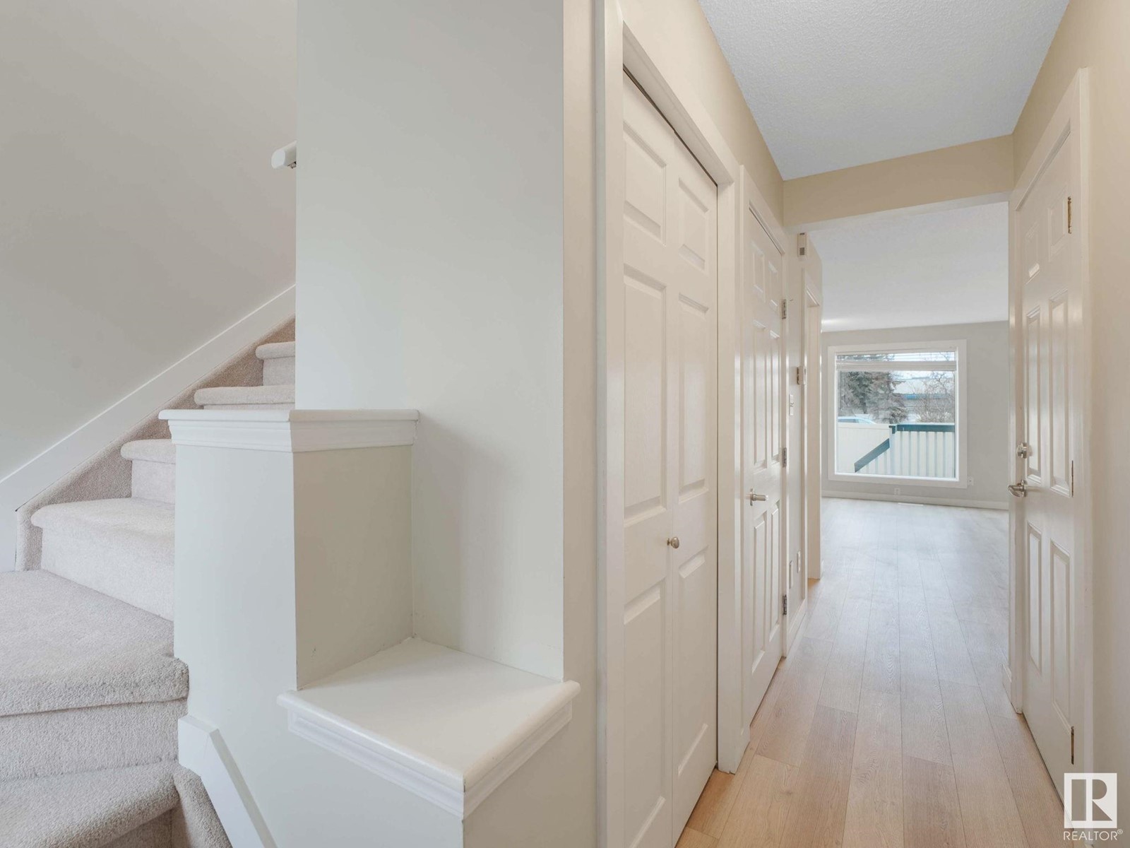 #45 15215 126 ST NW