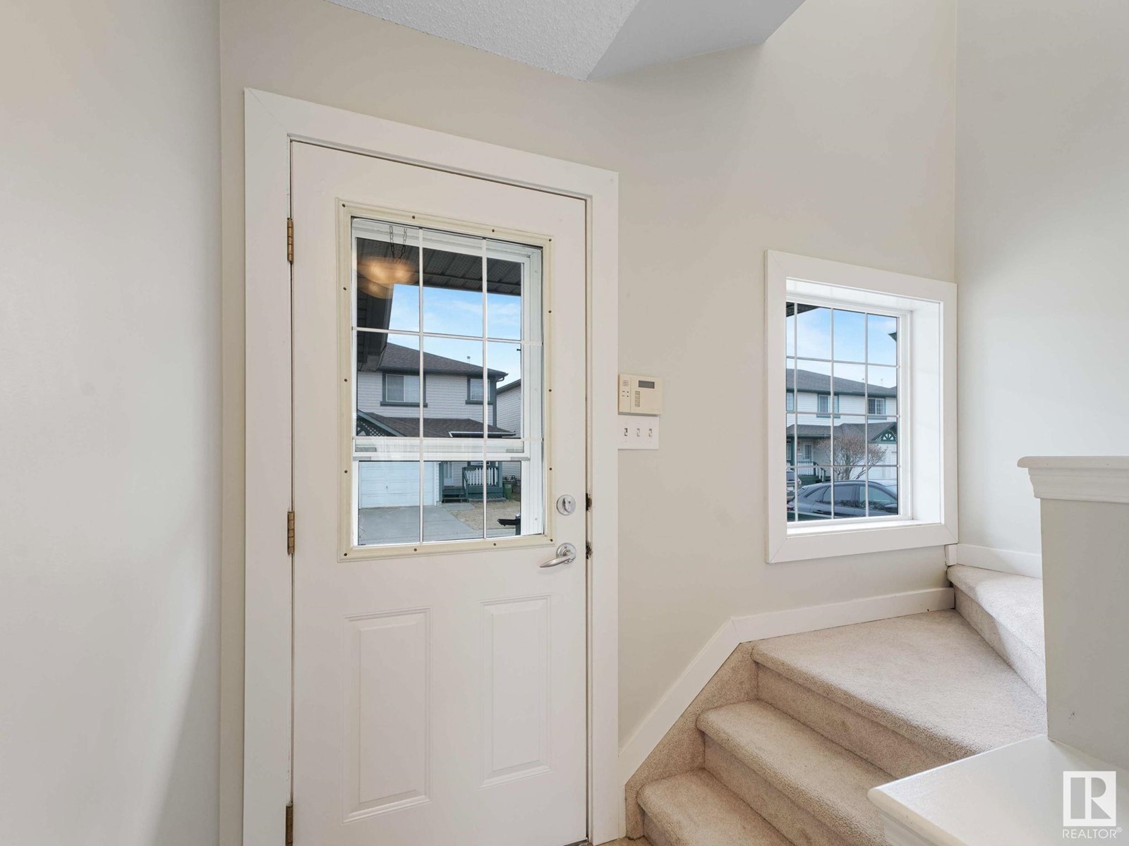 #45 15215 126 ST NW