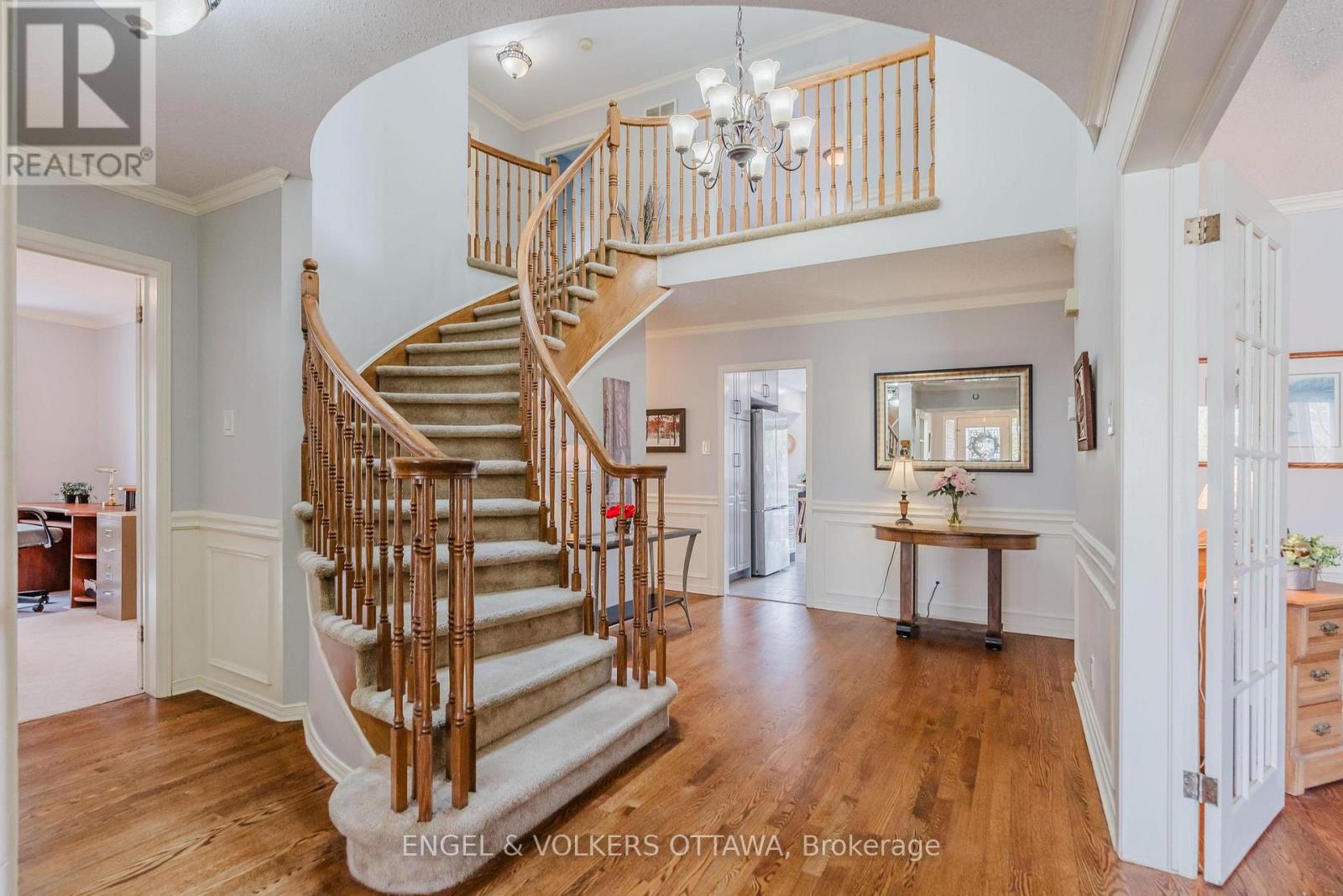 30 HUNTINGS END AVENUE