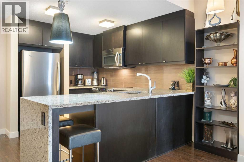 101, 25 Aspenmont Heights SW