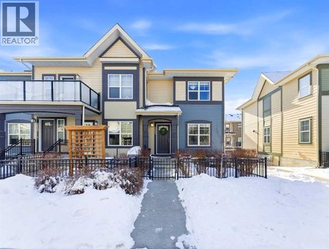 217 Mckenzie Towne Square SE Calgary AB T2Z1E2