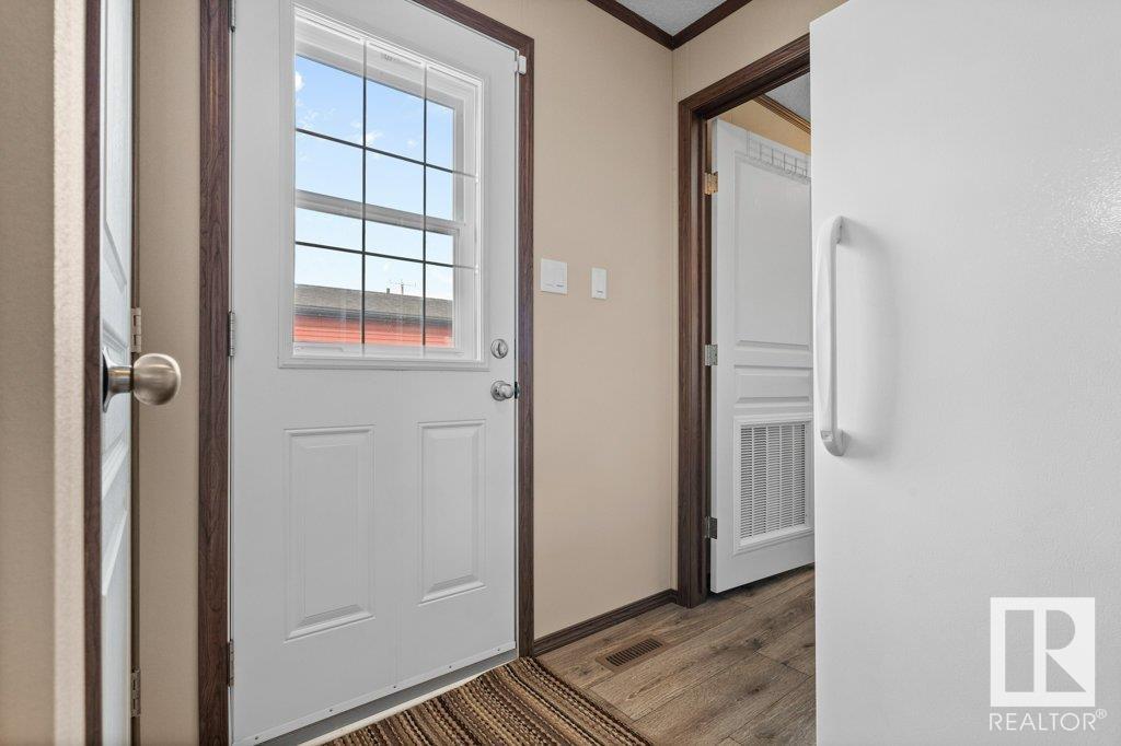4 Aspen AV