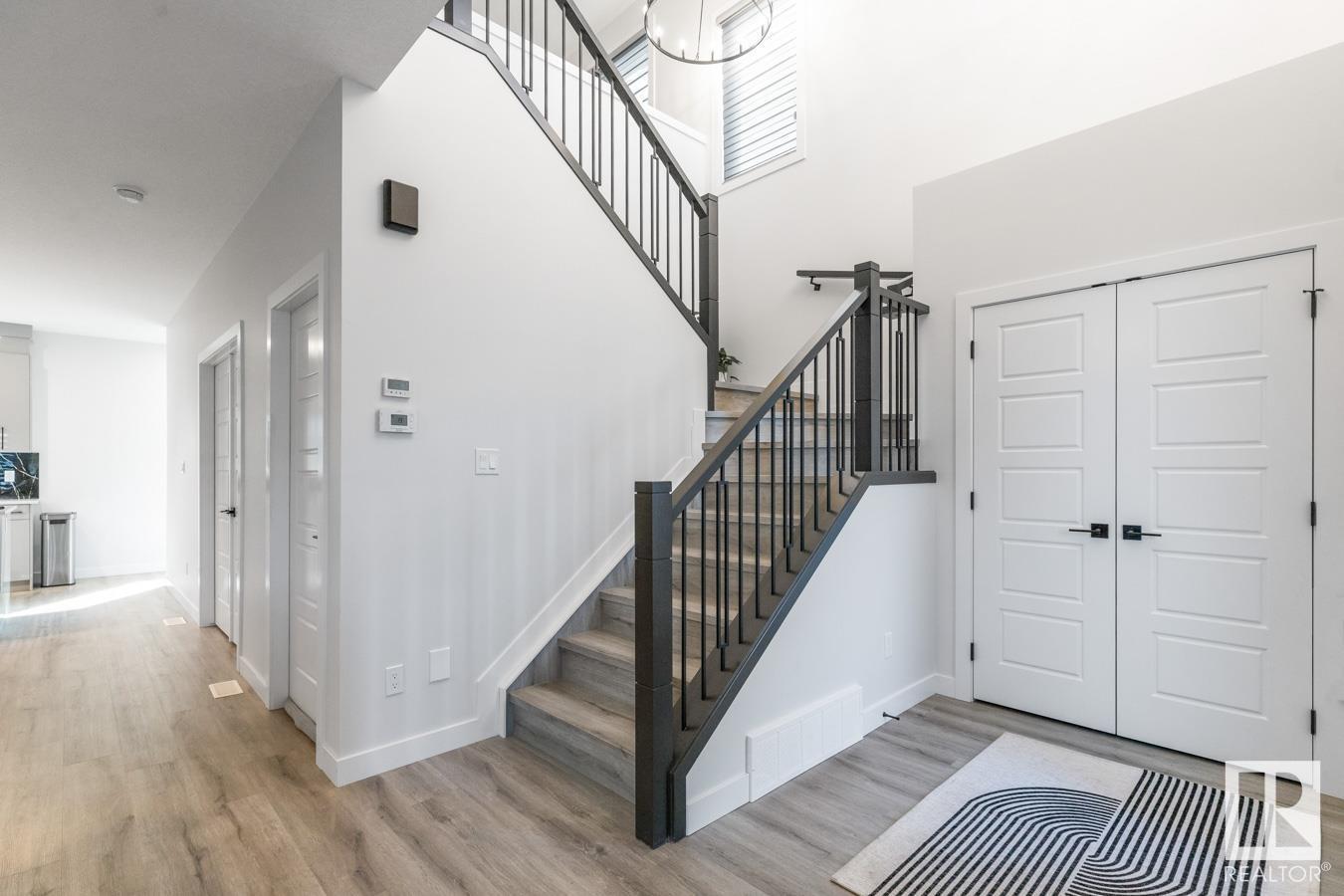 4219 VETERANS WY NW