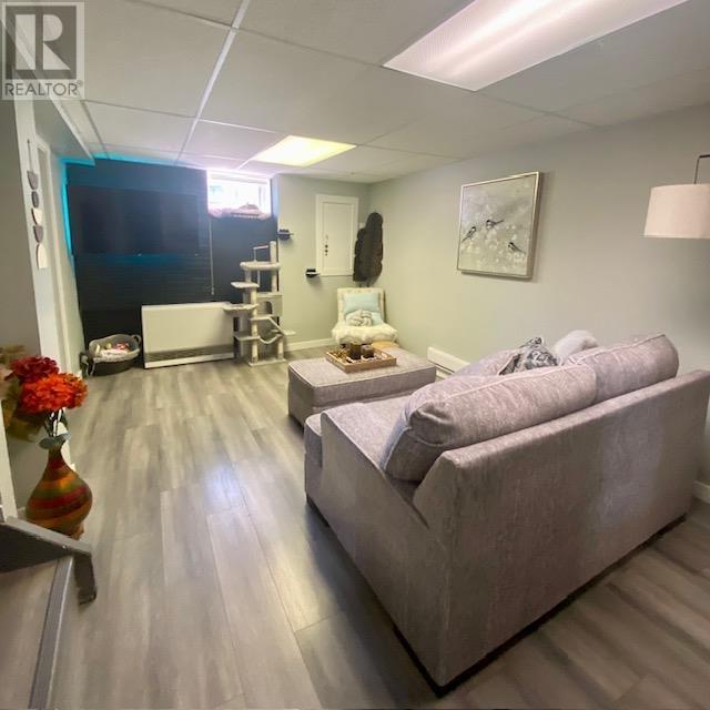 611 Daneff CRES