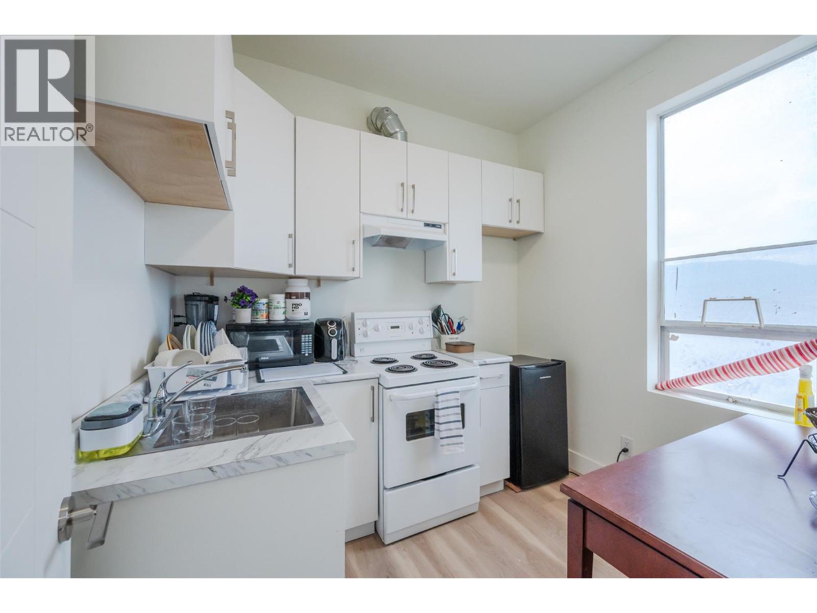 2885 Valleyview Road