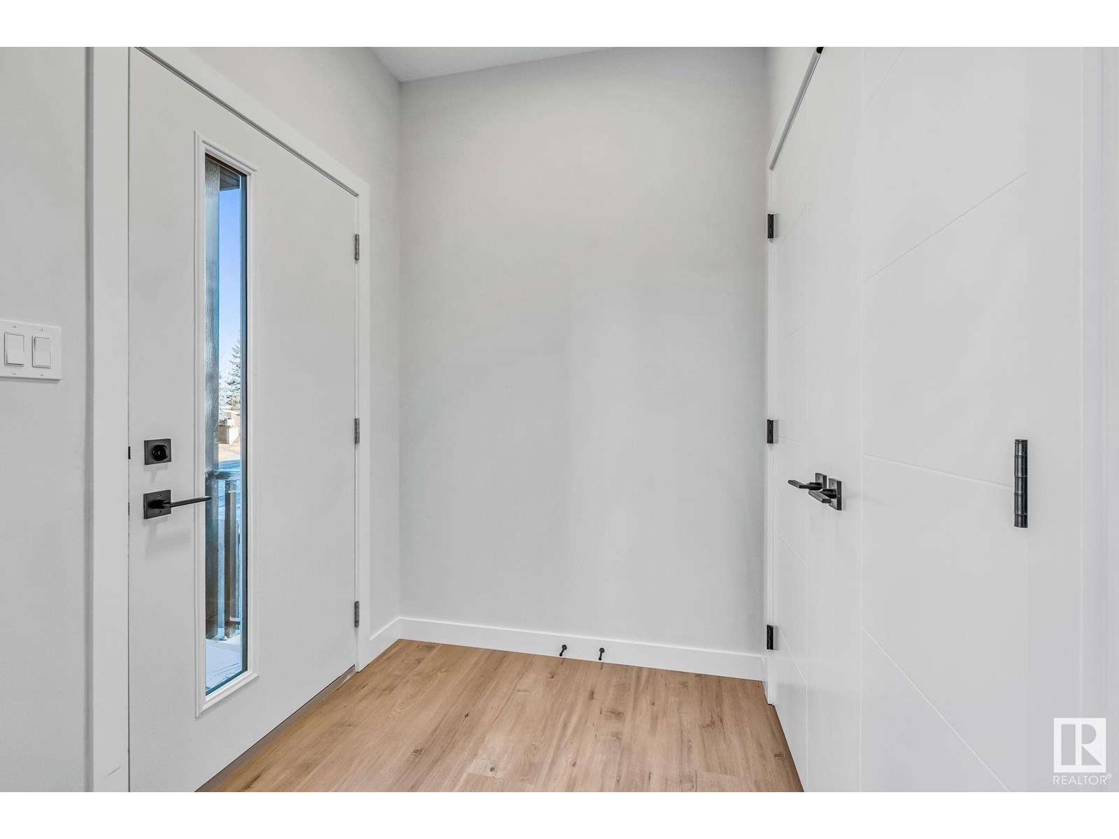 12715 114 ST NW