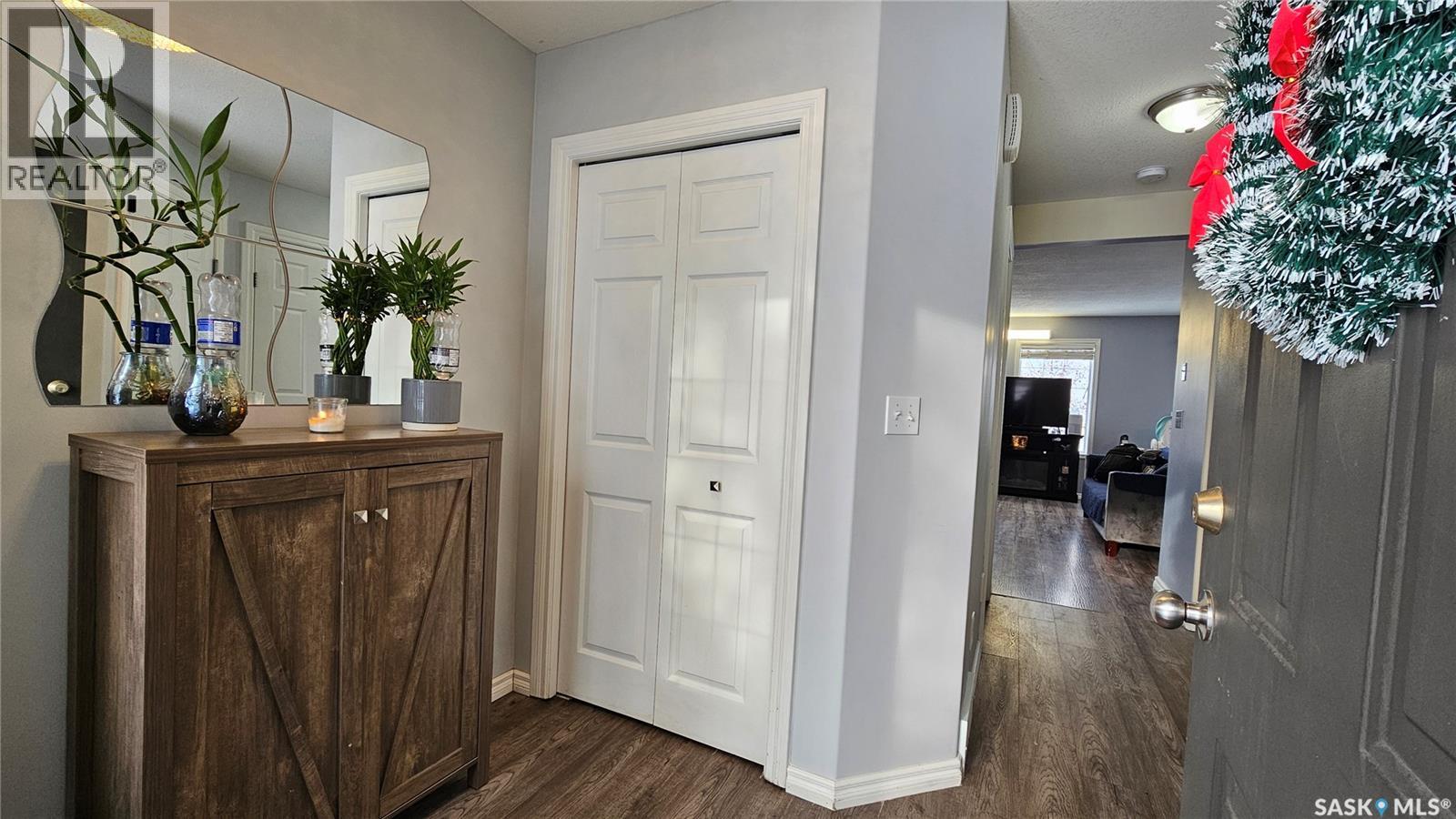 10 103 Banyan CRESCENT