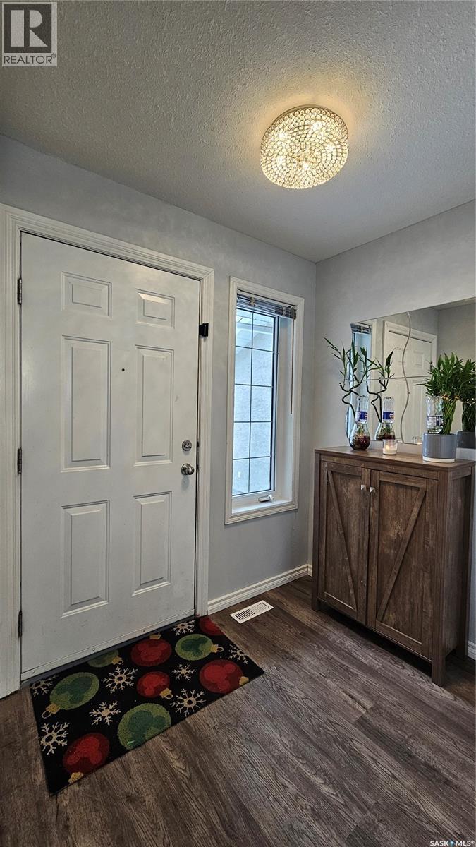 10 103 Banyan CRESCENT