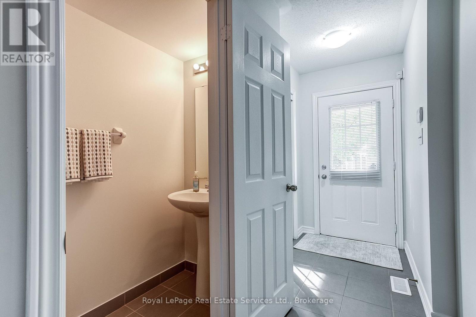 22 - 233 DUSKYWING WAY