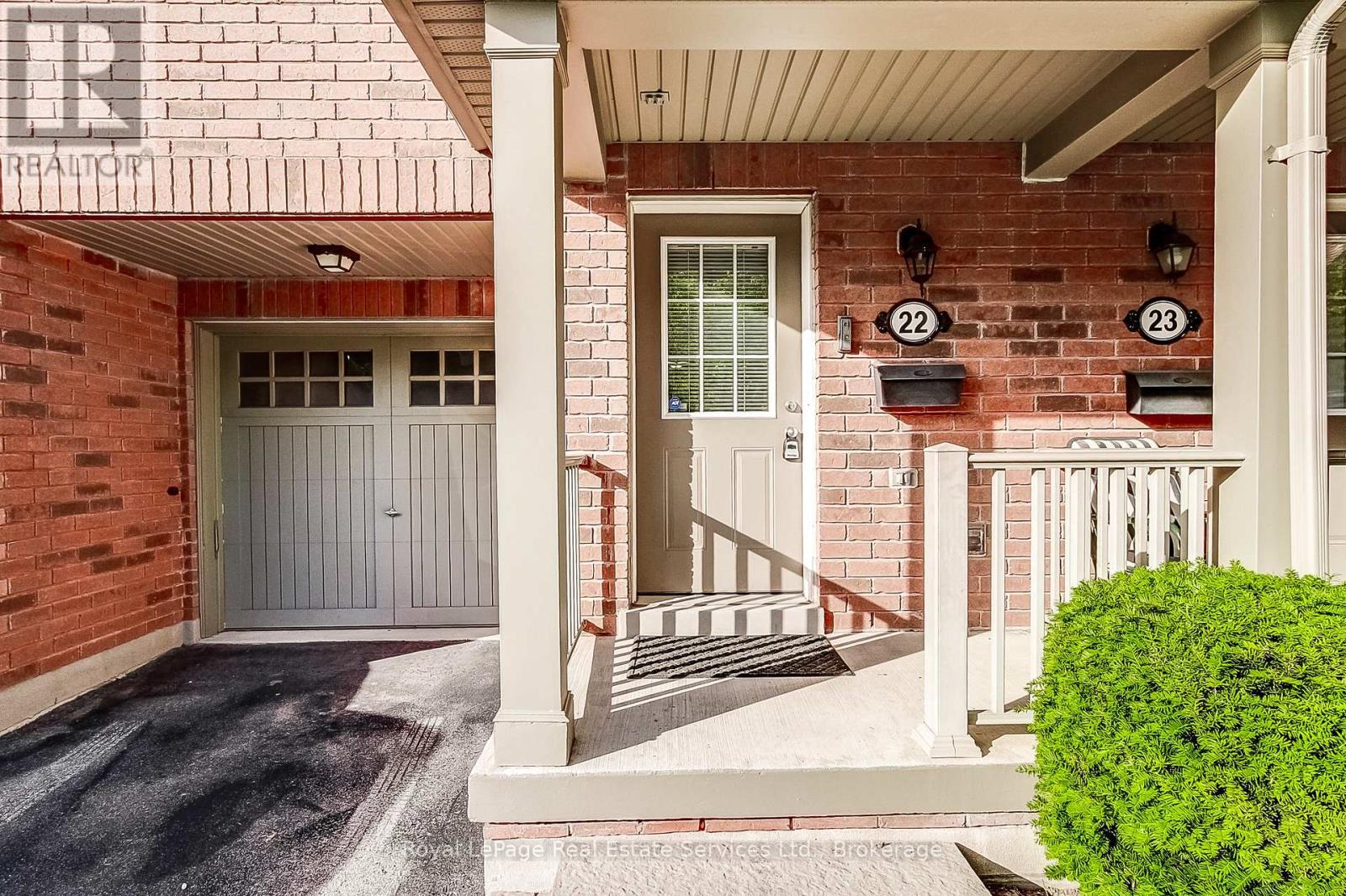 22 - 233 DUSKYWING WAY