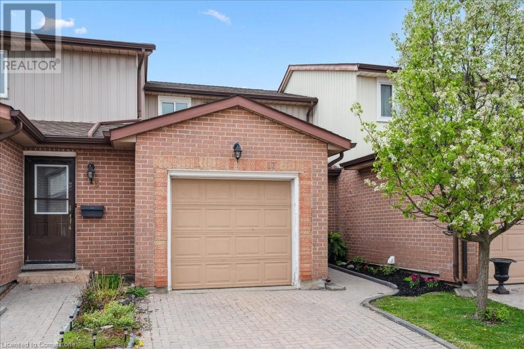 25 VALLEYVIEW Road Unit# 17