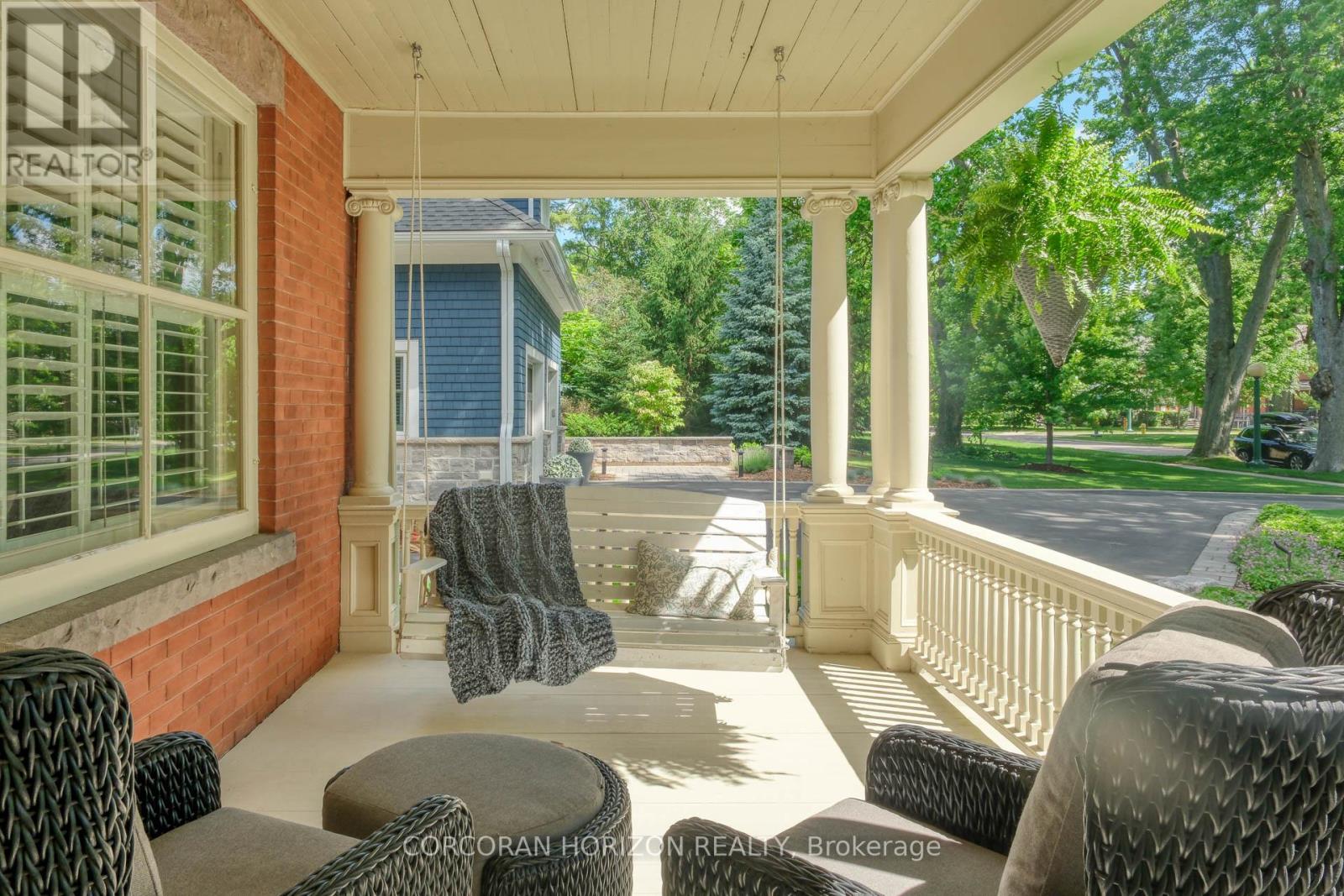 18 BRANT ROAD N