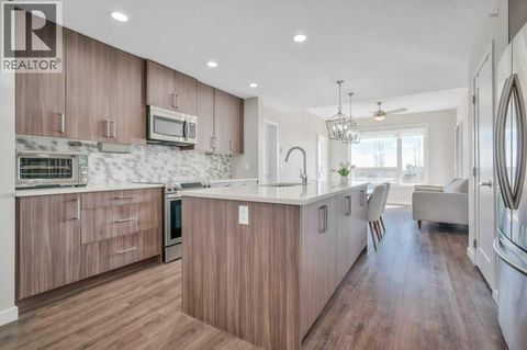 402, 8531 8A Avenue SW Calgary AB T3H1V4