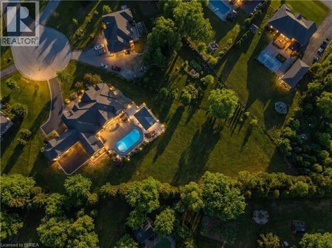 29 WALLACE Court Brantford ON N3T5L7