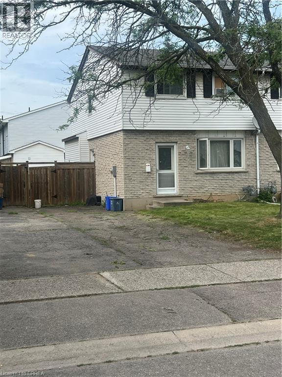 35 DEBBY Crescent