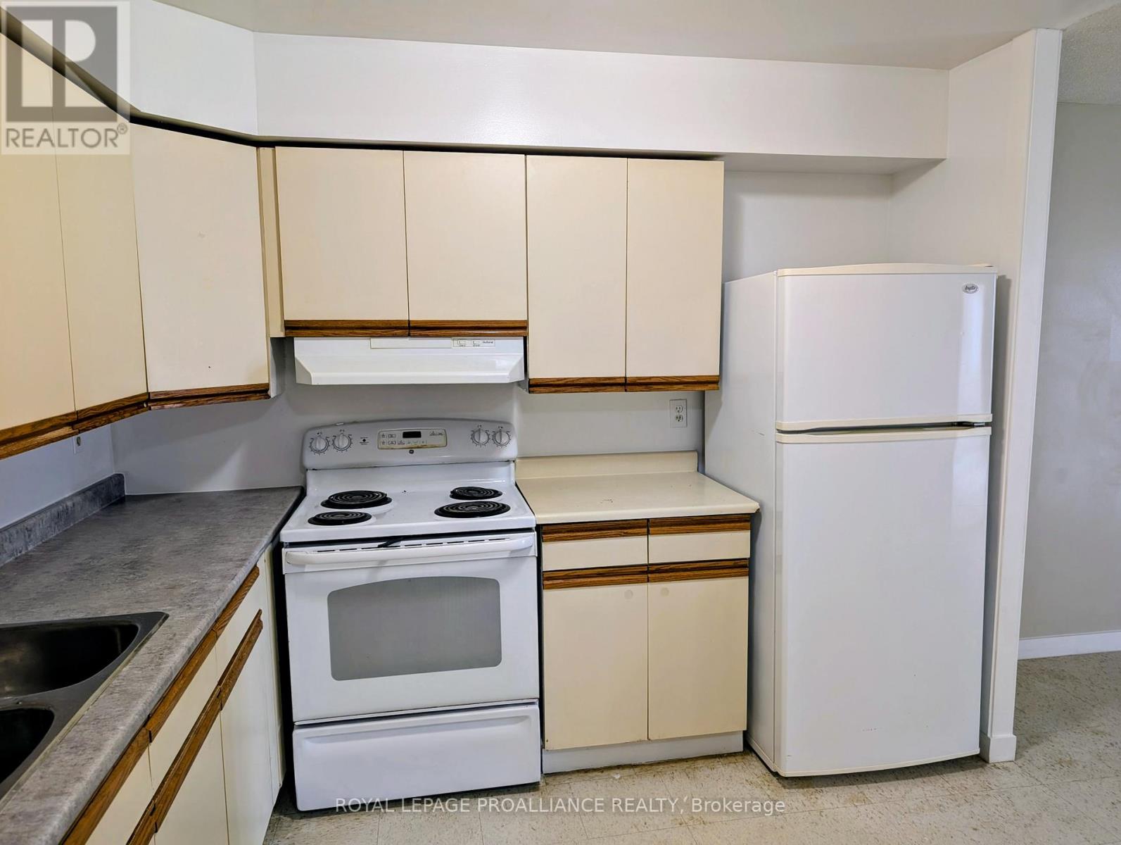 303 - 328 AYLMER STREET