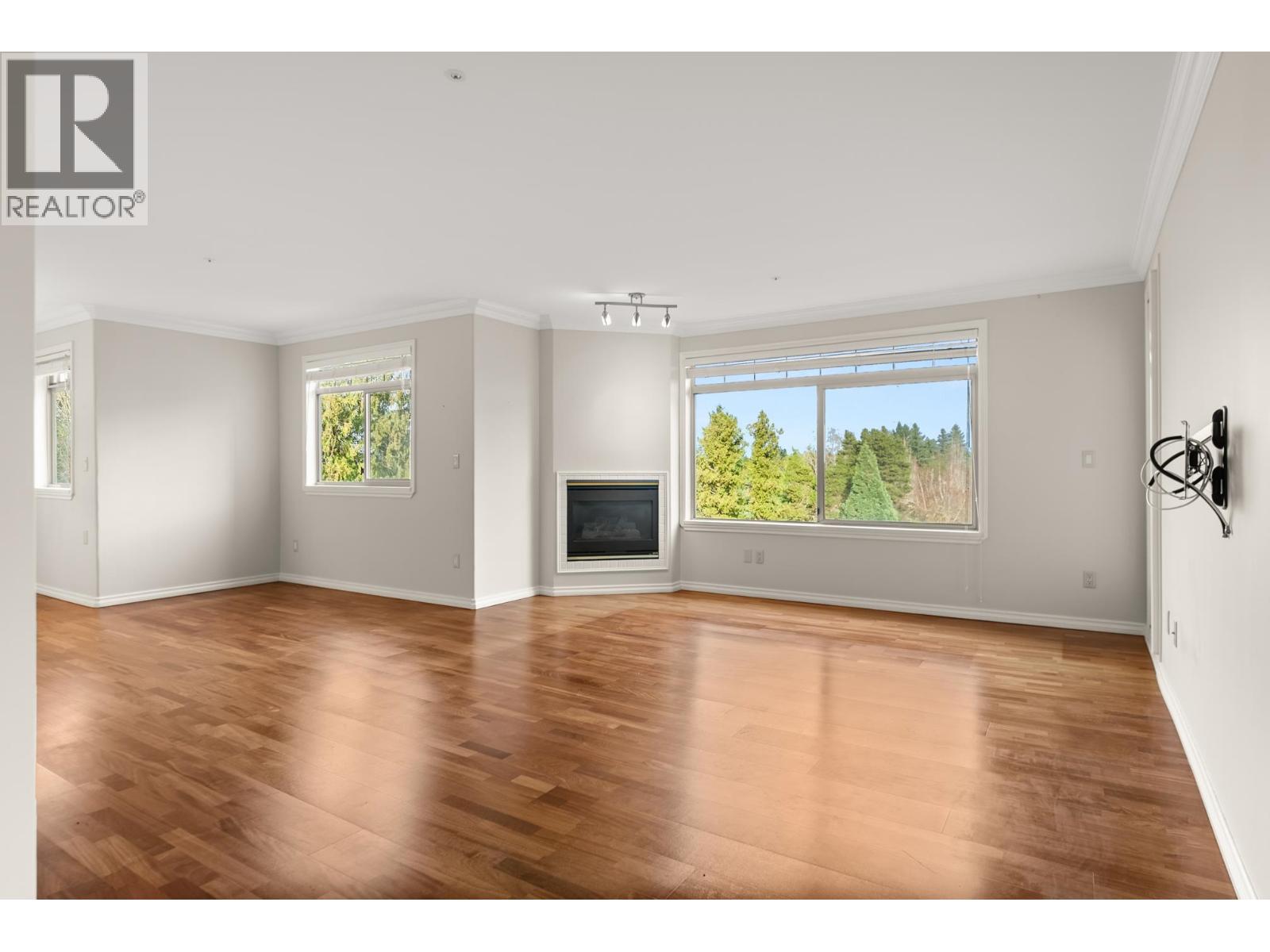 B206 1248 HUNTER ROAD