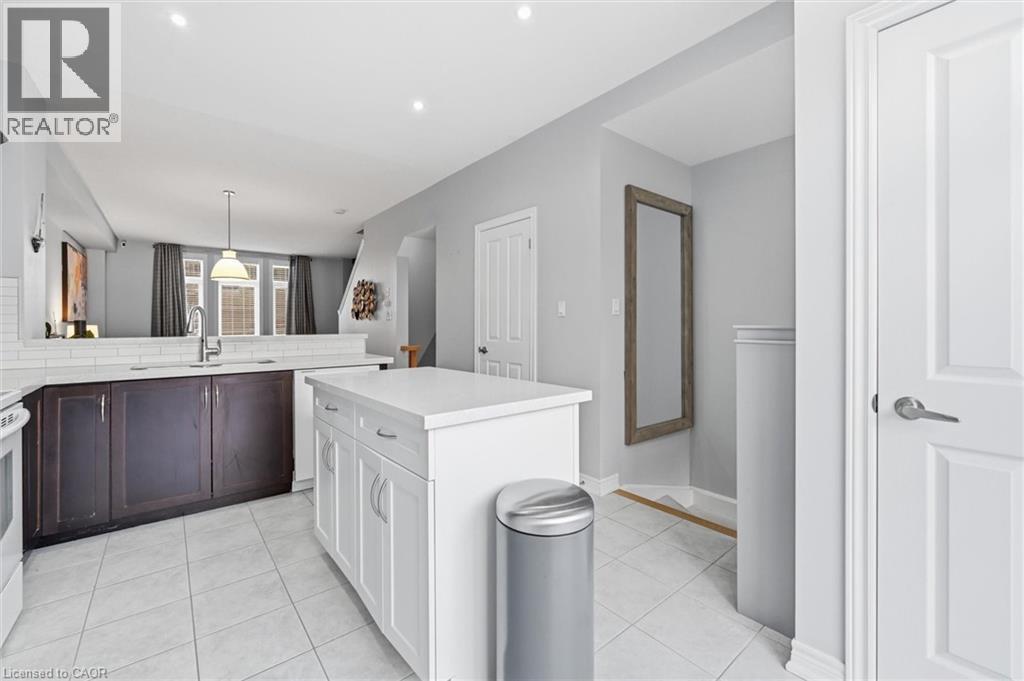 4165 UPPER MIDDLE Road Unit# 2