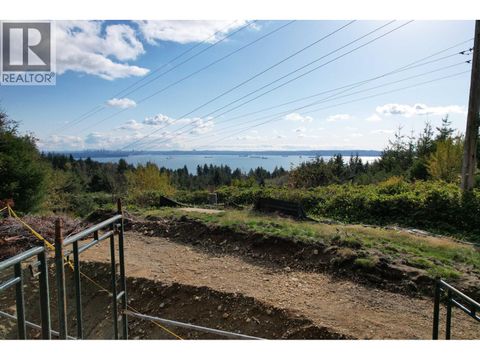 4412 WOODPARK ROAD West Vancouver BC V7S2W4