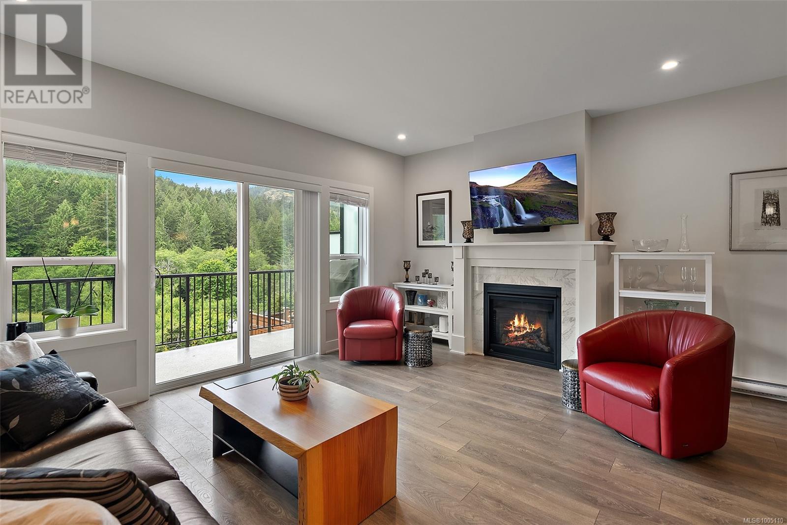 1281 Centauri Dr