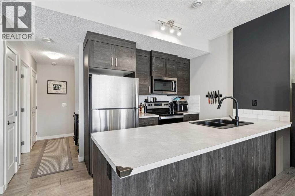 1009, 250 Fireside View