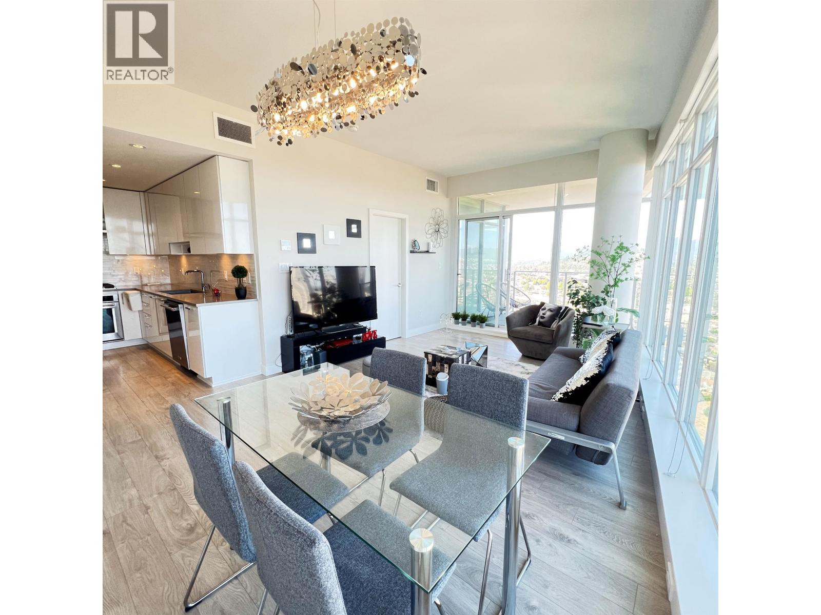 4110 1788 GILMORE AVENUE