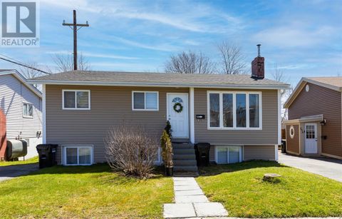 13 Eastaff Street St. John’s NF A1E2J2