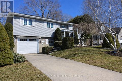 461 8TH 'A' AVENUE E Owen Sound ON N4K6S8