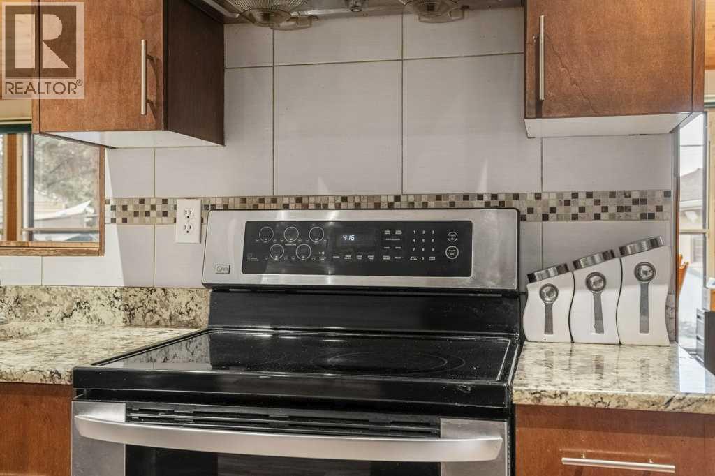 4704 Marbury Place NE