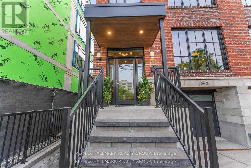 396 ROOSEVELT AVENUE