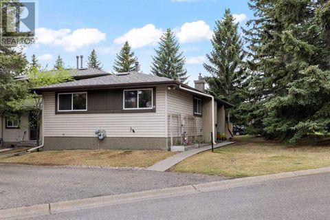59, 310 Brookmere Road SW Calgary AB T2W2T7