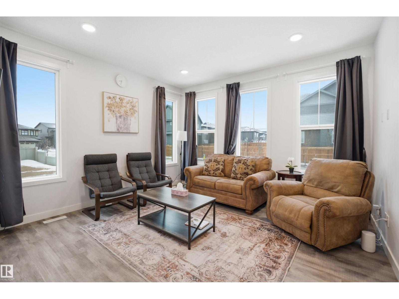 4047 HAWTHORN LINK LI SW