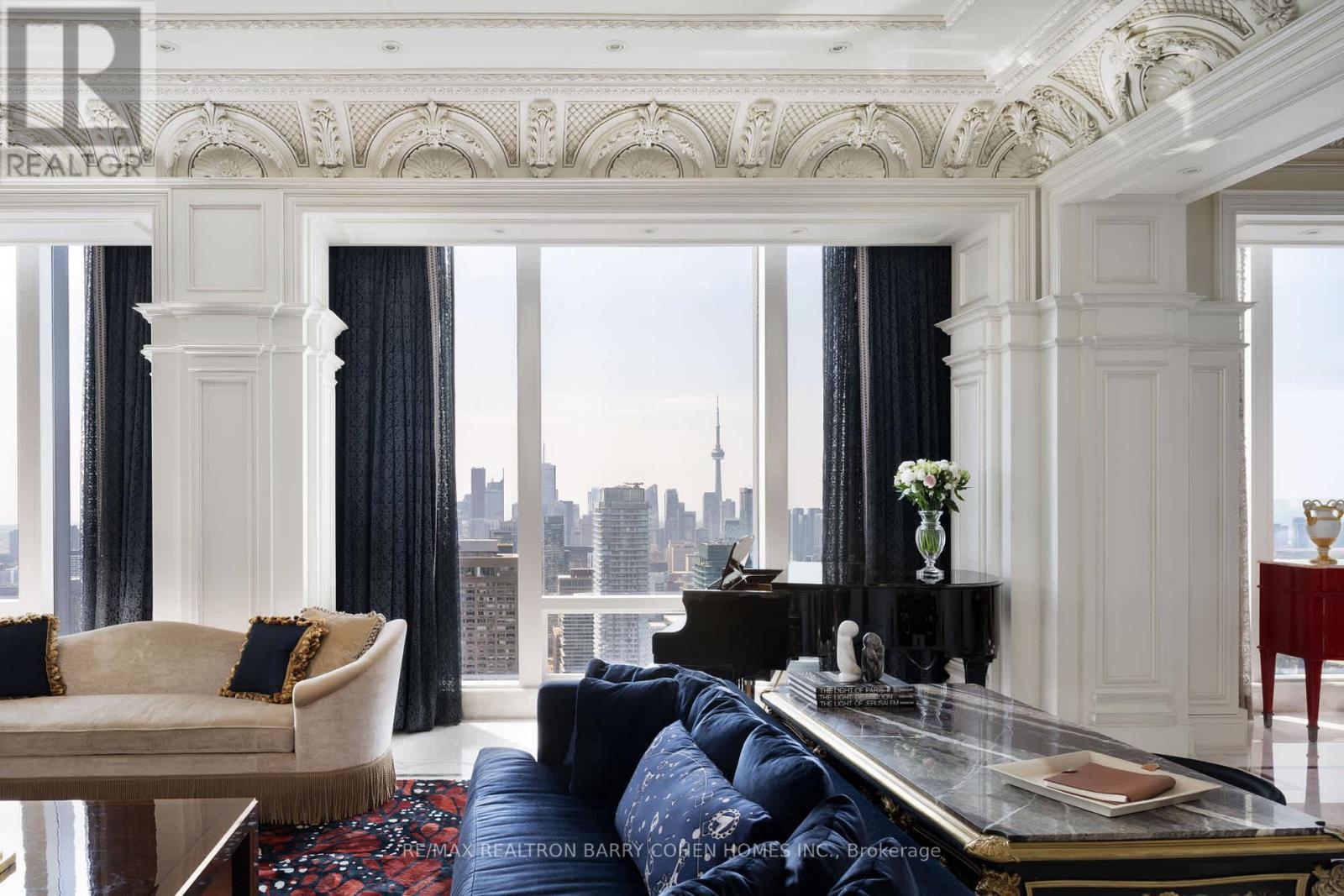 5202 - 50 YORKVILLE AVENUE