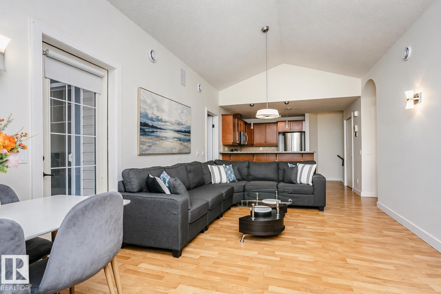 #19 2565 HANNA CR NW