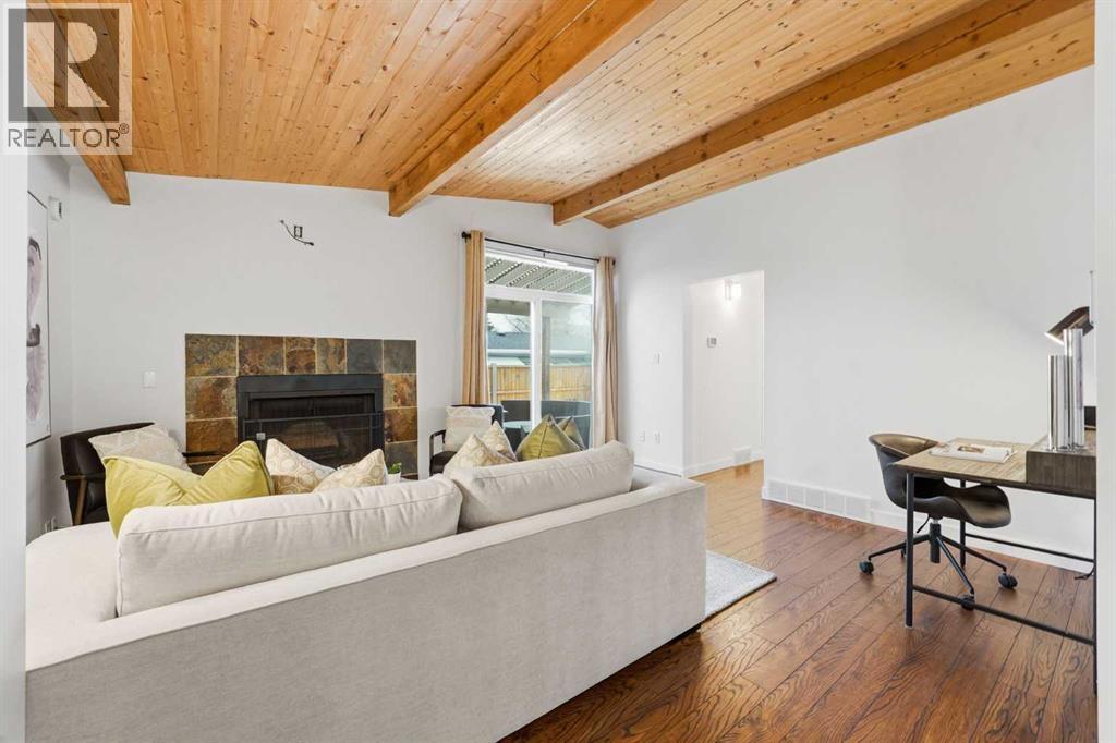 2623 Glenmount Drive SW